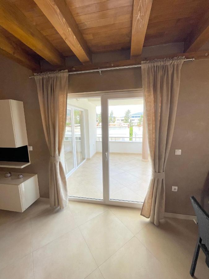 Apartments Harris Ulcinj Exterior foto