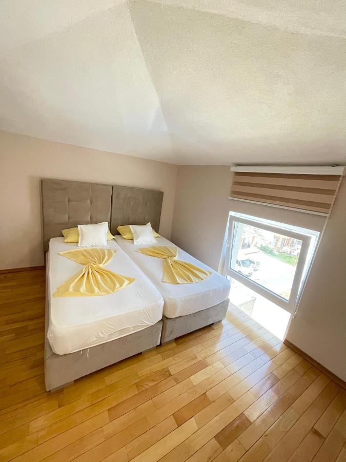 Apartments Harris Ulcinj Exterior foto